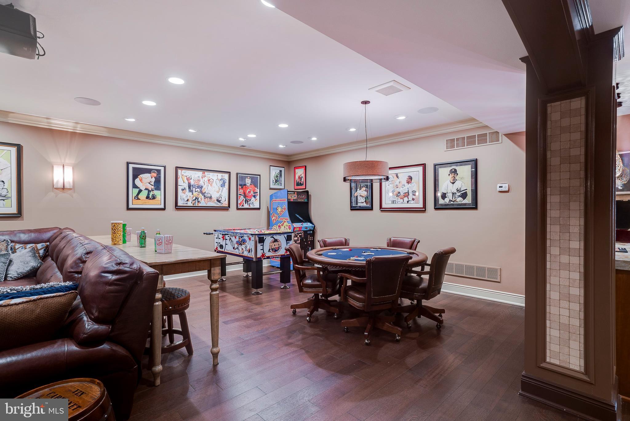 WOODS AT NORTHAMPTON - Residential