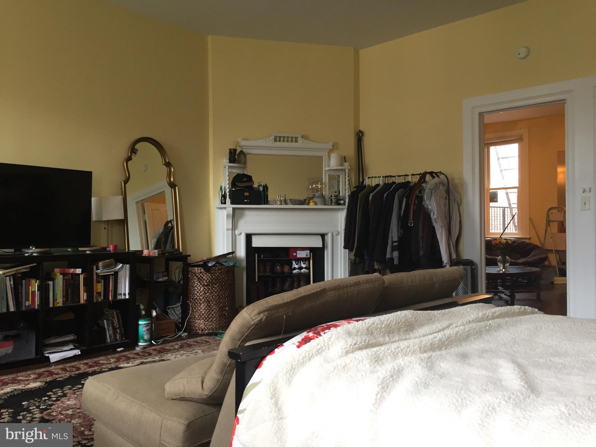 MOUNT VERNON PLACE HISTORIC DISTRICT - Residential Lease