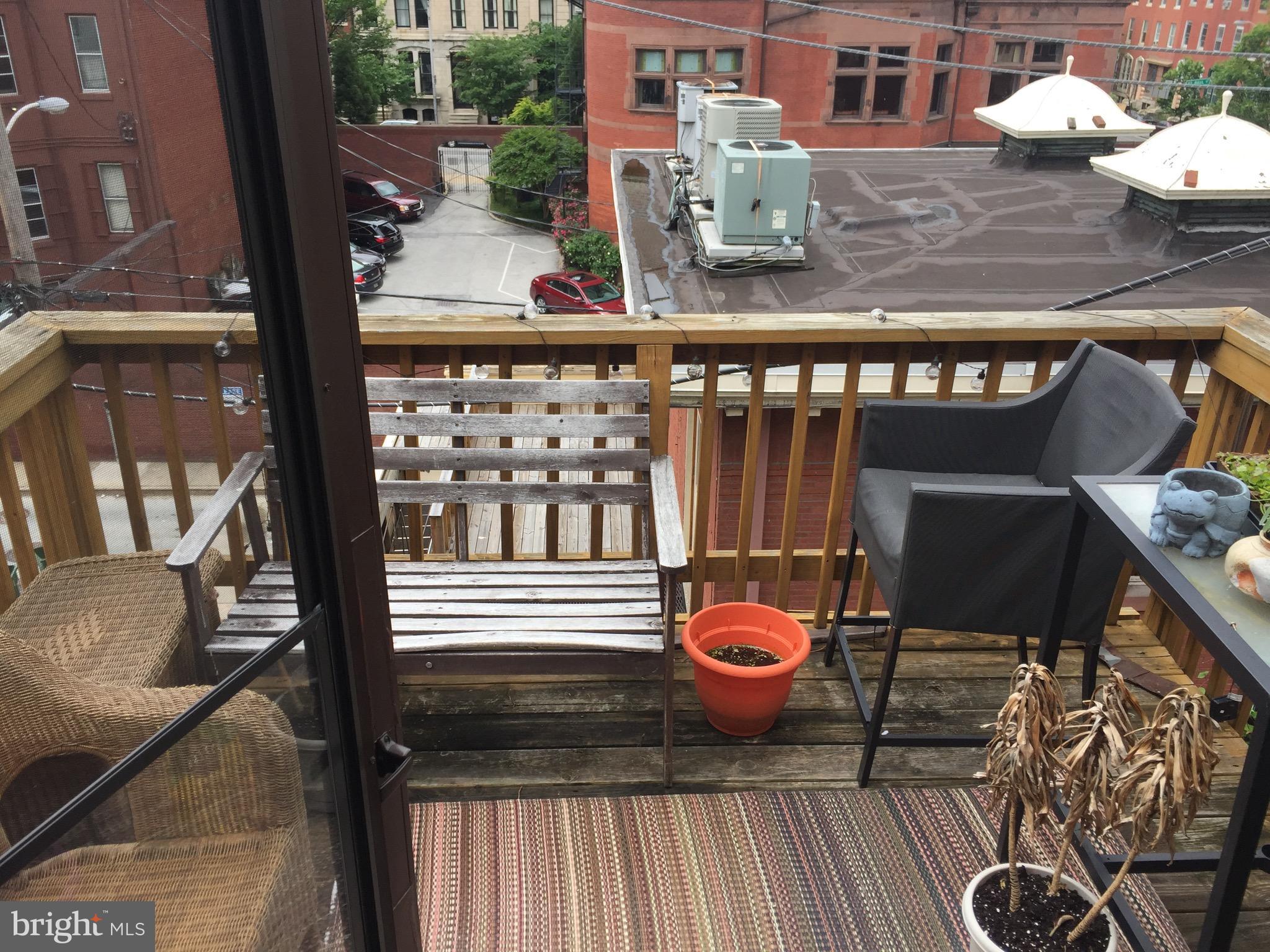 MOUNT VERNON PLACE HISTORIC DISTRICT - Residential Lease