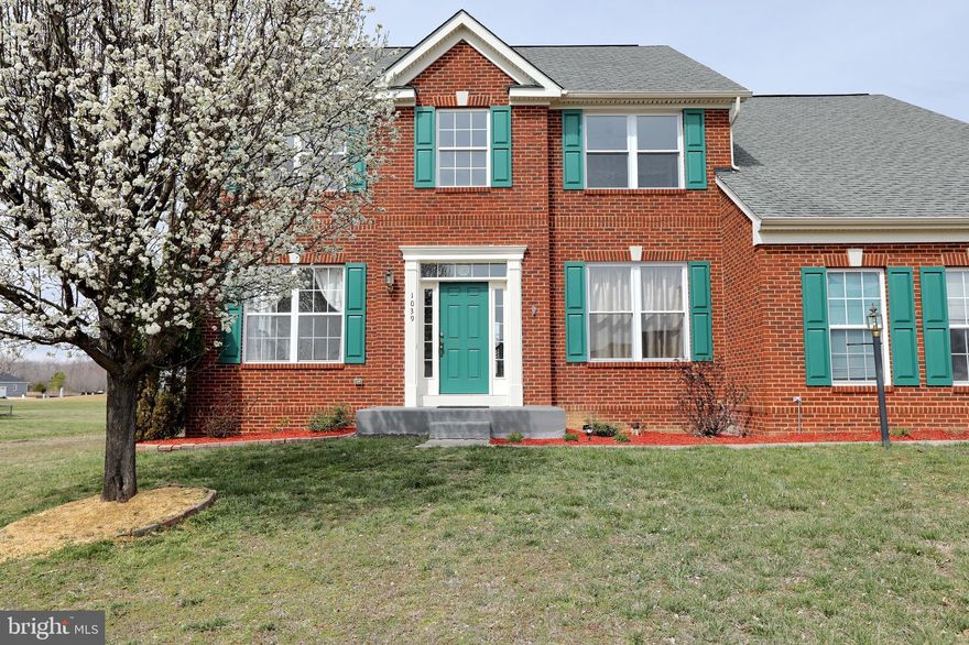 Town of La Plata Living! Enjoy this beautiful home just under a half acre in Agricopia, Main level offers spacious open floor plan with kitchen flowing into the living room and sunroom. Lots of natural sunlight beams through entire home. Main level office or could be used as bedroom. Formal living room and separate dining room. Upper level features 4 bedrooms, 2 full baths. The master bedroom is huge with two walk in closets, master bath fit for queen, soaking tub/shower and his/her vanities. Custom paint just completed through out, new kitchen counter tops. Well maintained, original owners. Enjoy La Plata amenities all year round, summer concerts at Town Hall, Holiday Parades down Charles Street, Favorite local restaurants and bakeries.  Convenient location for commuters to Joint Andrews Air Force Base, Pax River, Indian Head Naval Base