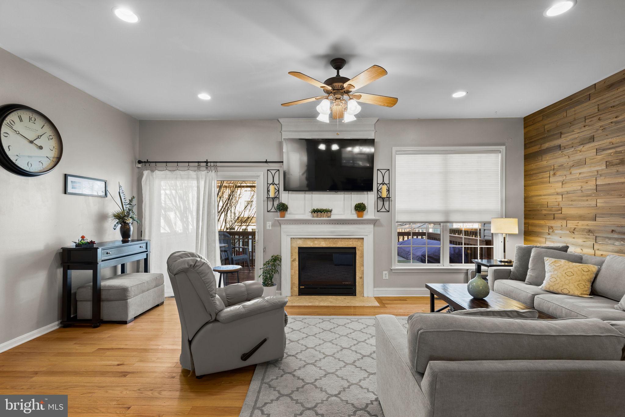 ANDORRA WOODS - Residential