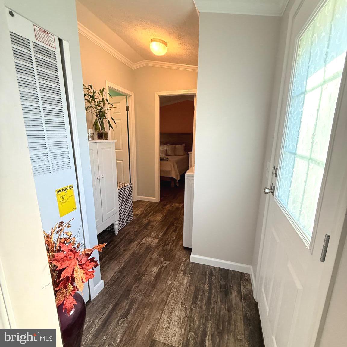 VILLAGE GREEN - Residential