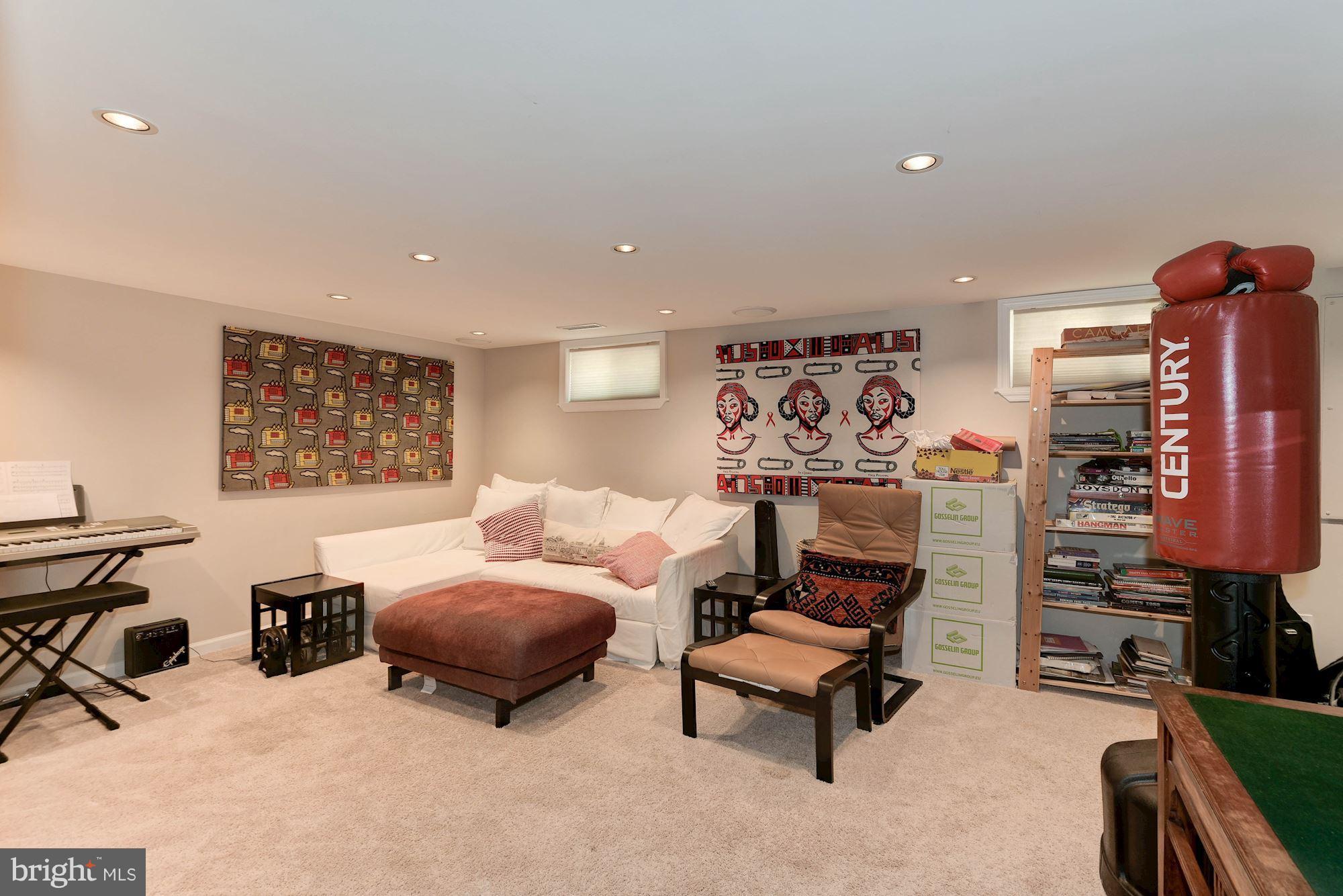 ARLINGTON FOREST - Residential Lease