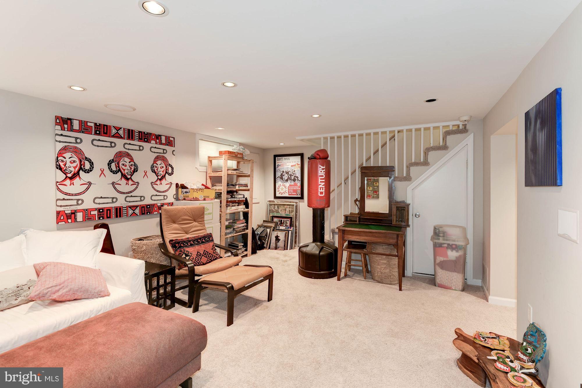 ARLINGTON FOREST - Residential Lease