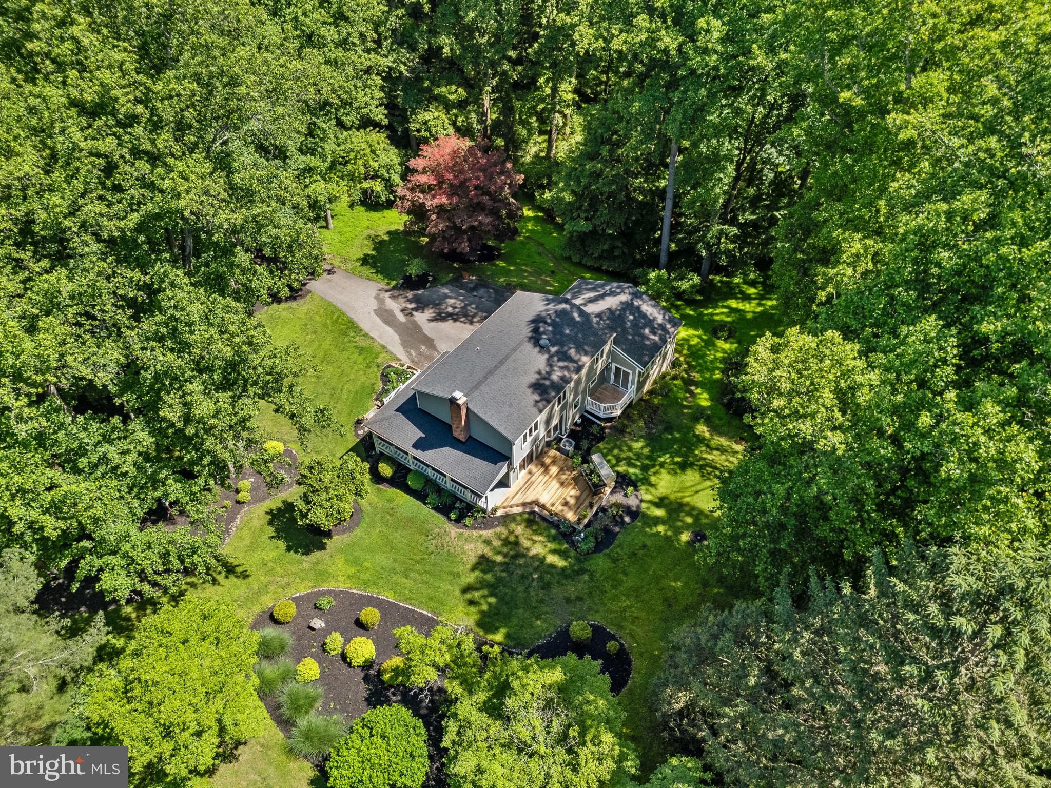 9 FOLLY FARMS COURT