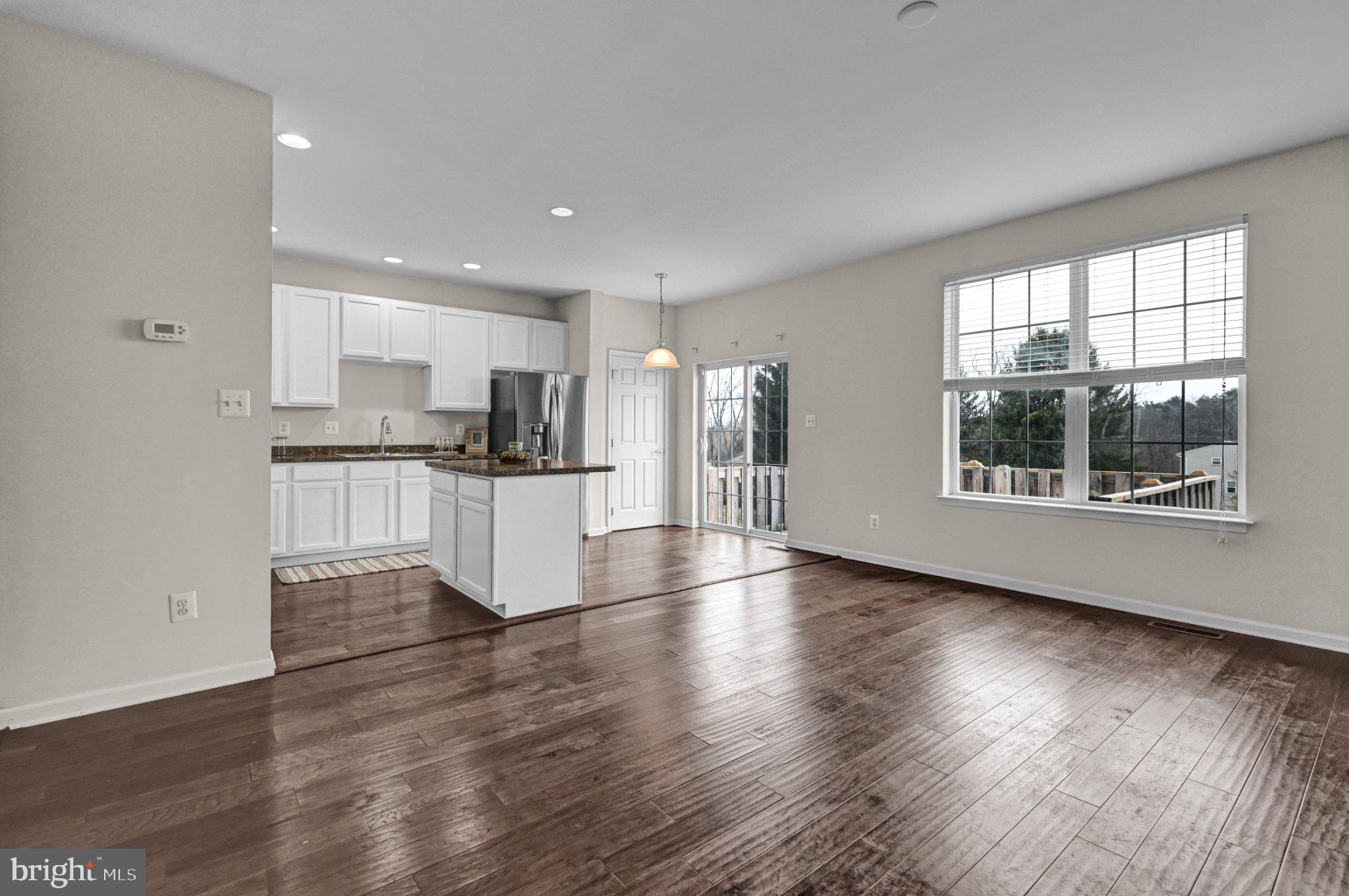 2270 GOLDEN EAGLE DRIVE 89