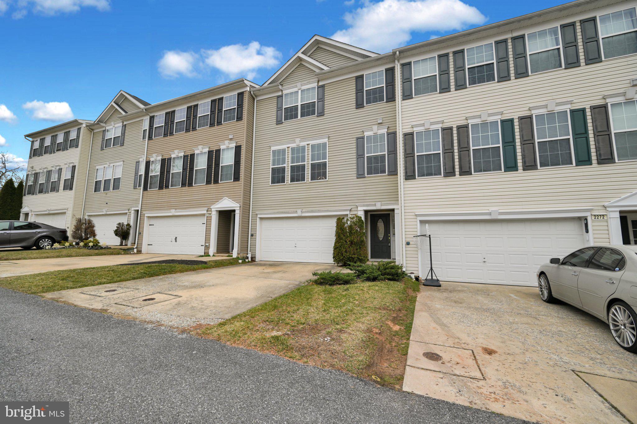 2270 GOLDEN EAGLE DRIVE 89
