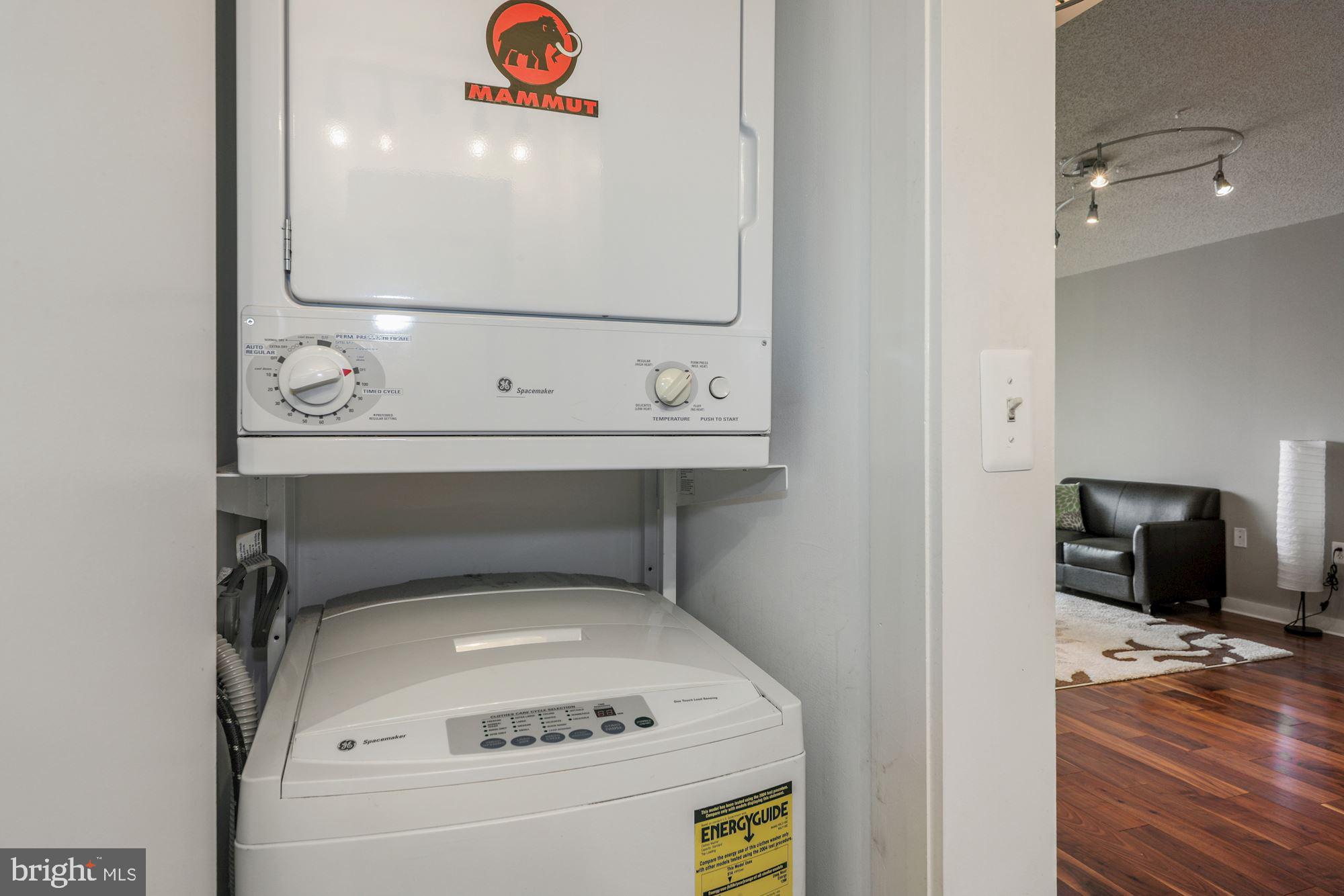 FAIRMONT PLAZA - Residential