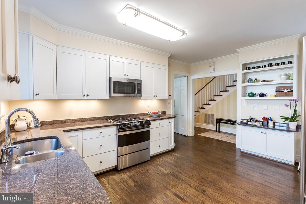 CHEVY CHASE - Residential