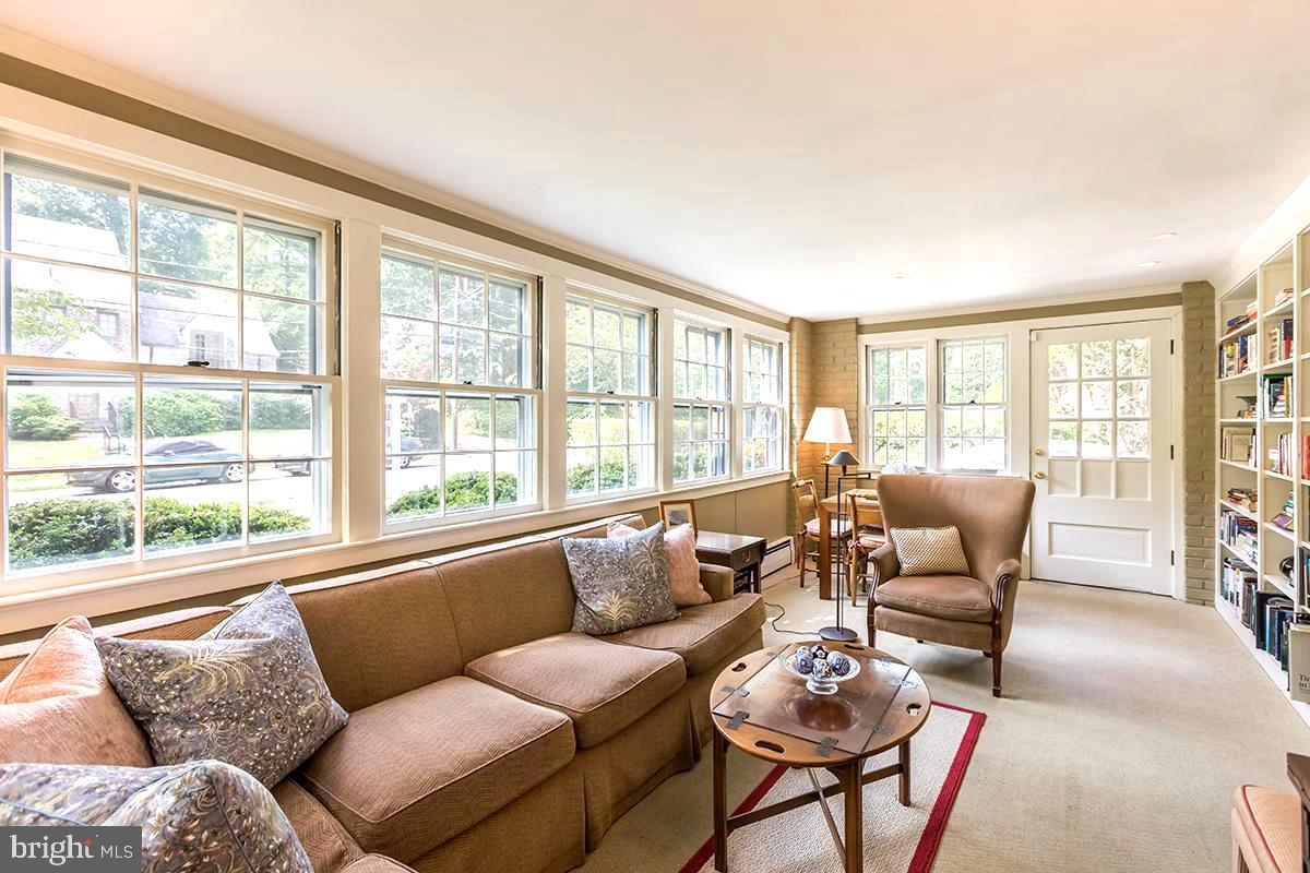 CHEVY CHASE - Residential