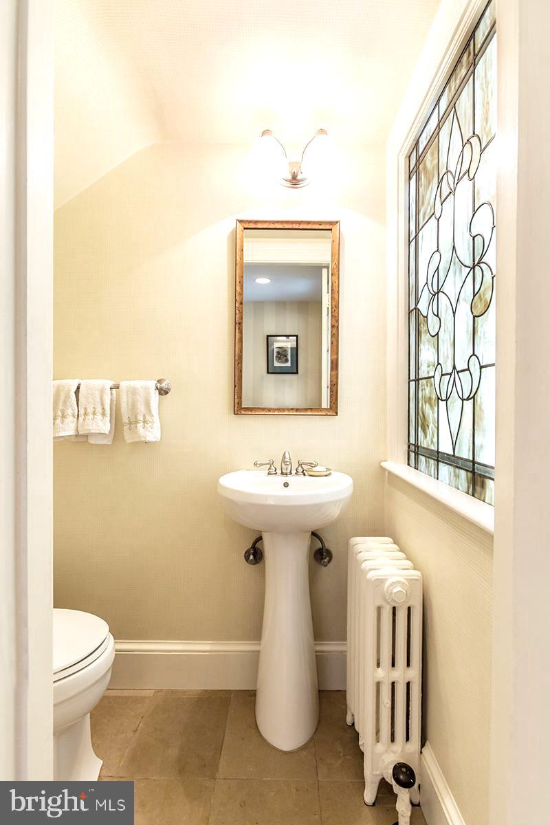 CHEVY CHASE - Residential