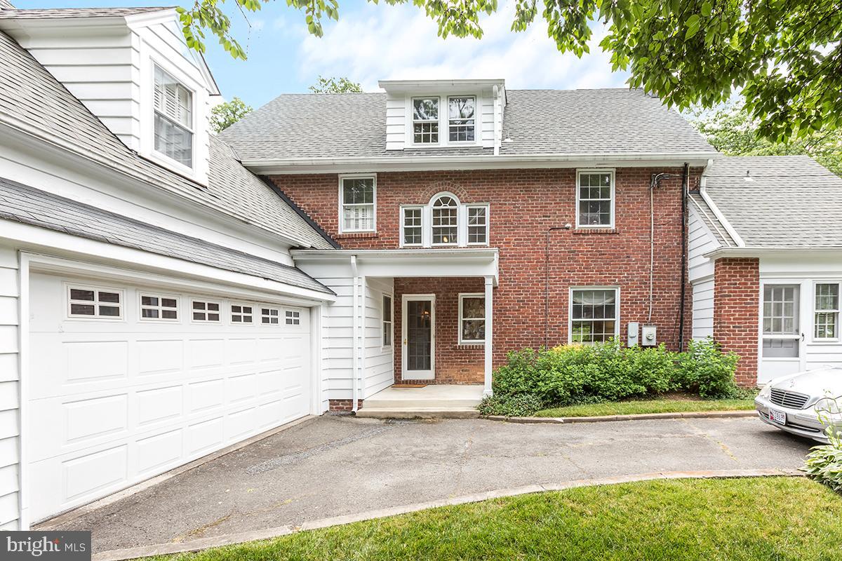 CHEVY CHASE - Residential