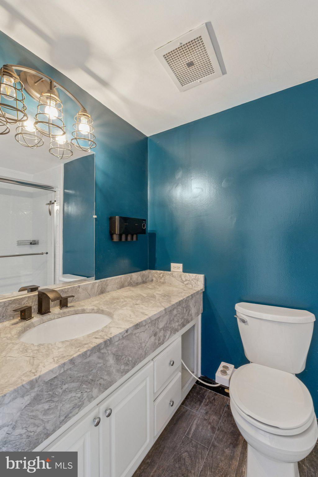 ROSSLYN - Residential