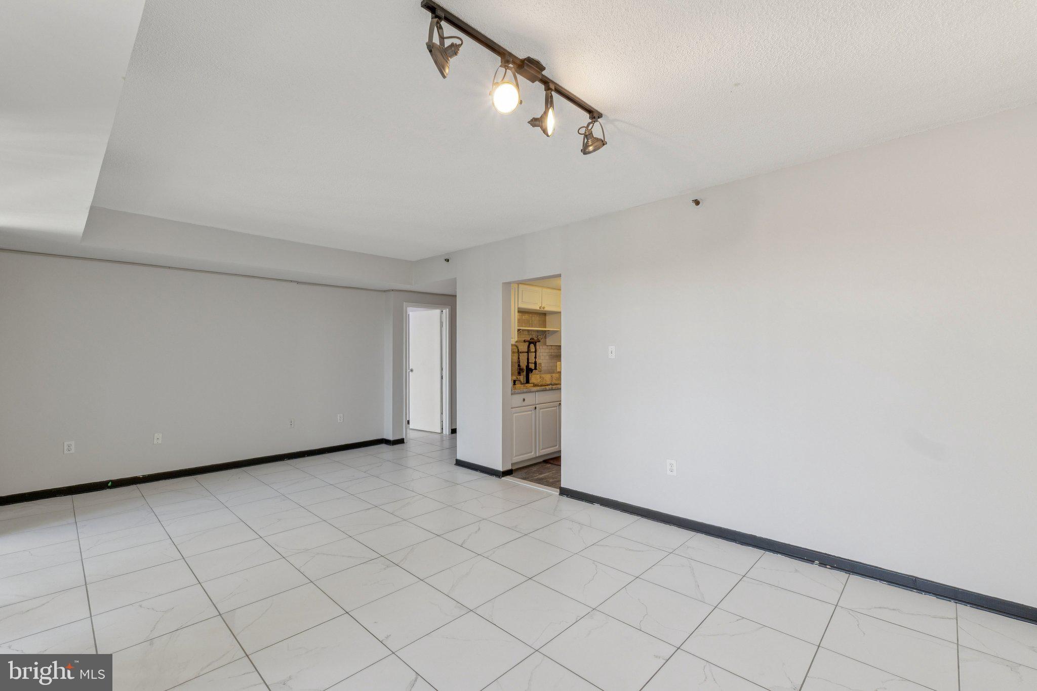 ROSSLYN - Residential