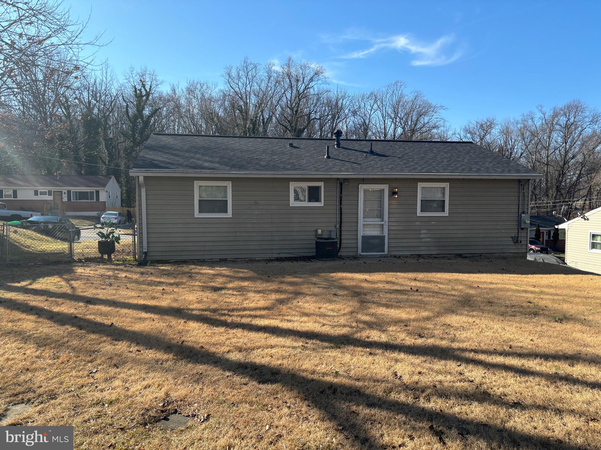 RITCHIE MANOR - Residential