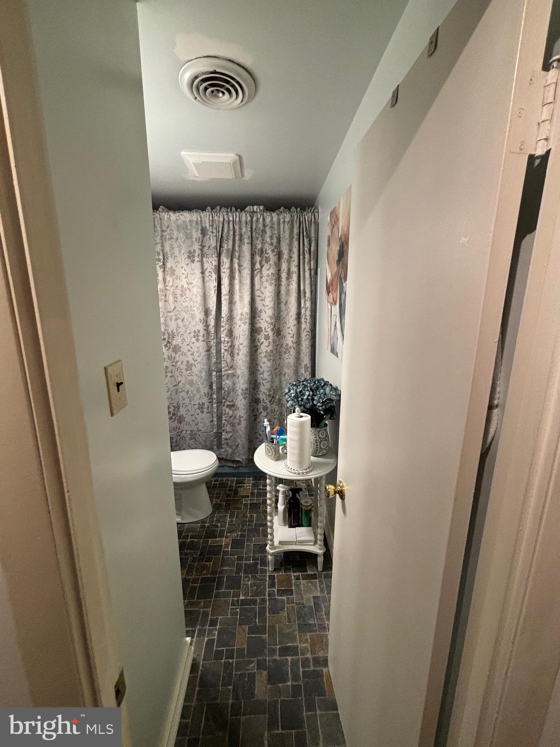 RITCHIE MANOR - Residential