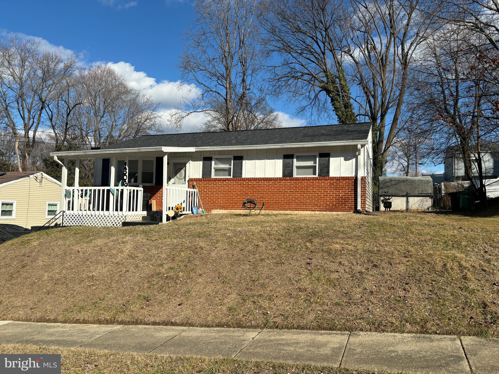 RITCHIE MANOR - Residential