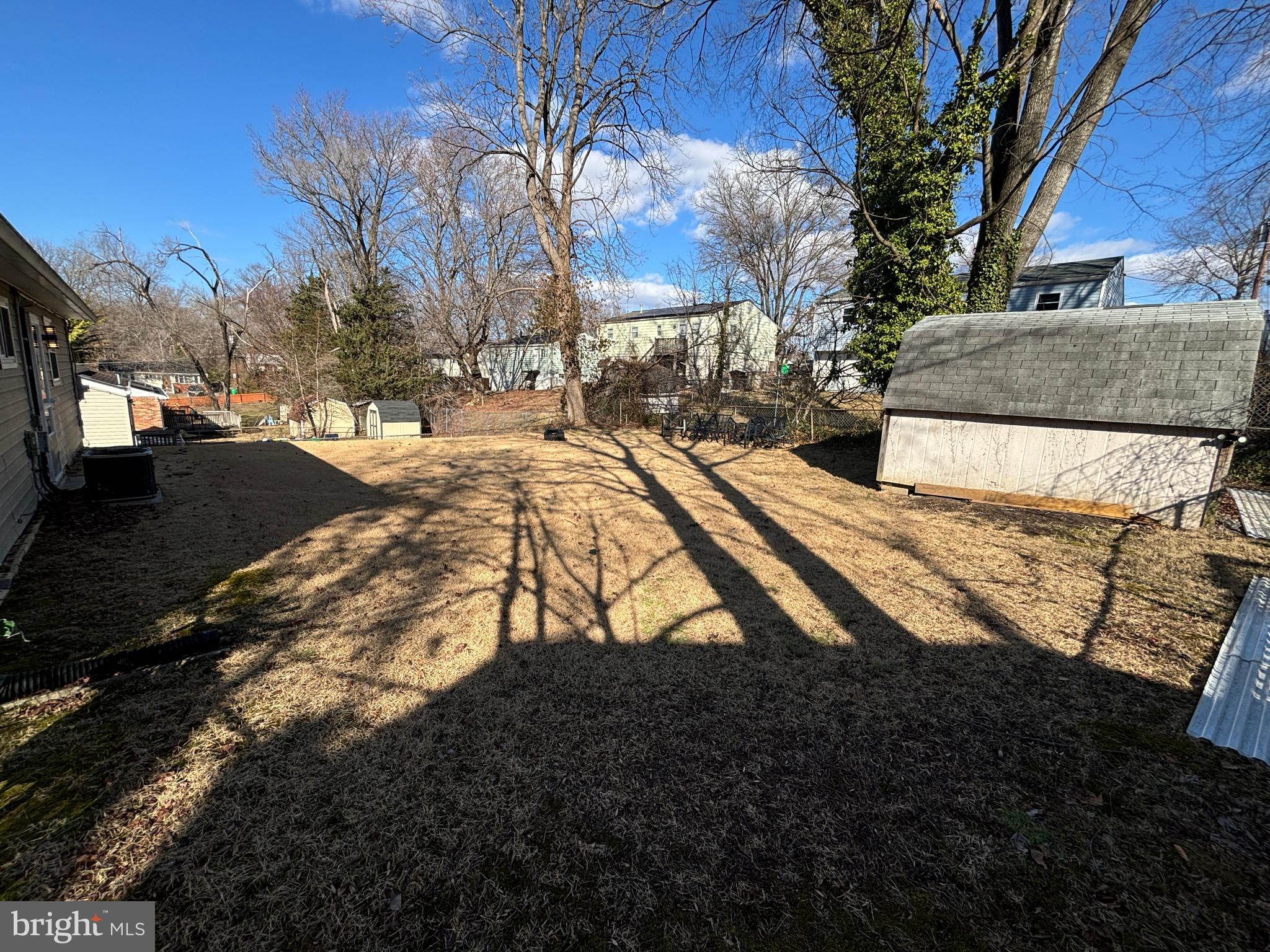 RITCHIE MANOR - Residential