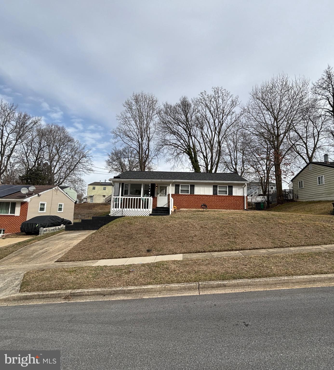 RITCHIE MANOR - Residential
