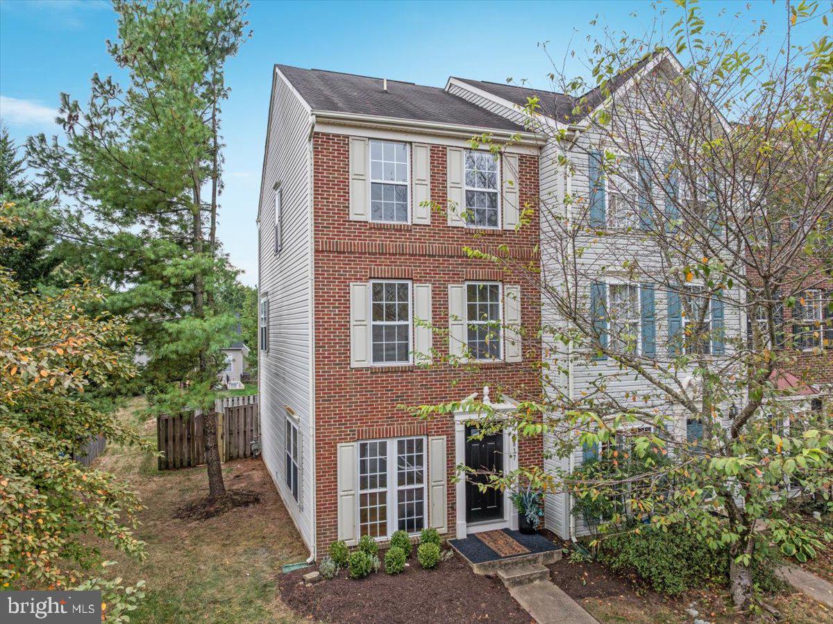 9817 MAITLAND LOOP