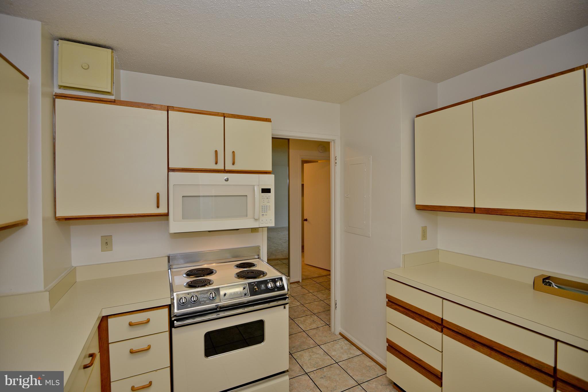 BELVEDERE - Residential Lease