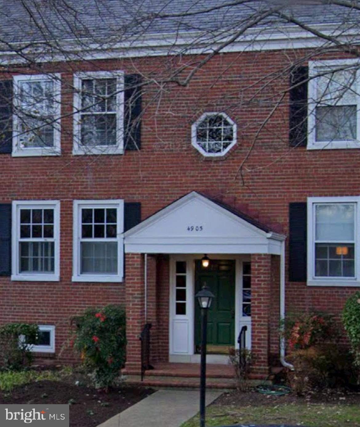 FAIRLINGTON VILLAGE - Residential Lease