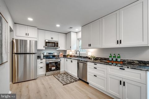 Tiny photo for 5509 Winford Court, FAIRFAX, VA 22032 (MLS # VAFX2313892)