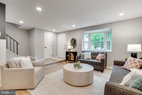 Tiny photo for 5509 Winford Court, FAIRFAX, VA 22032 (MLS # VAFX2313892)
