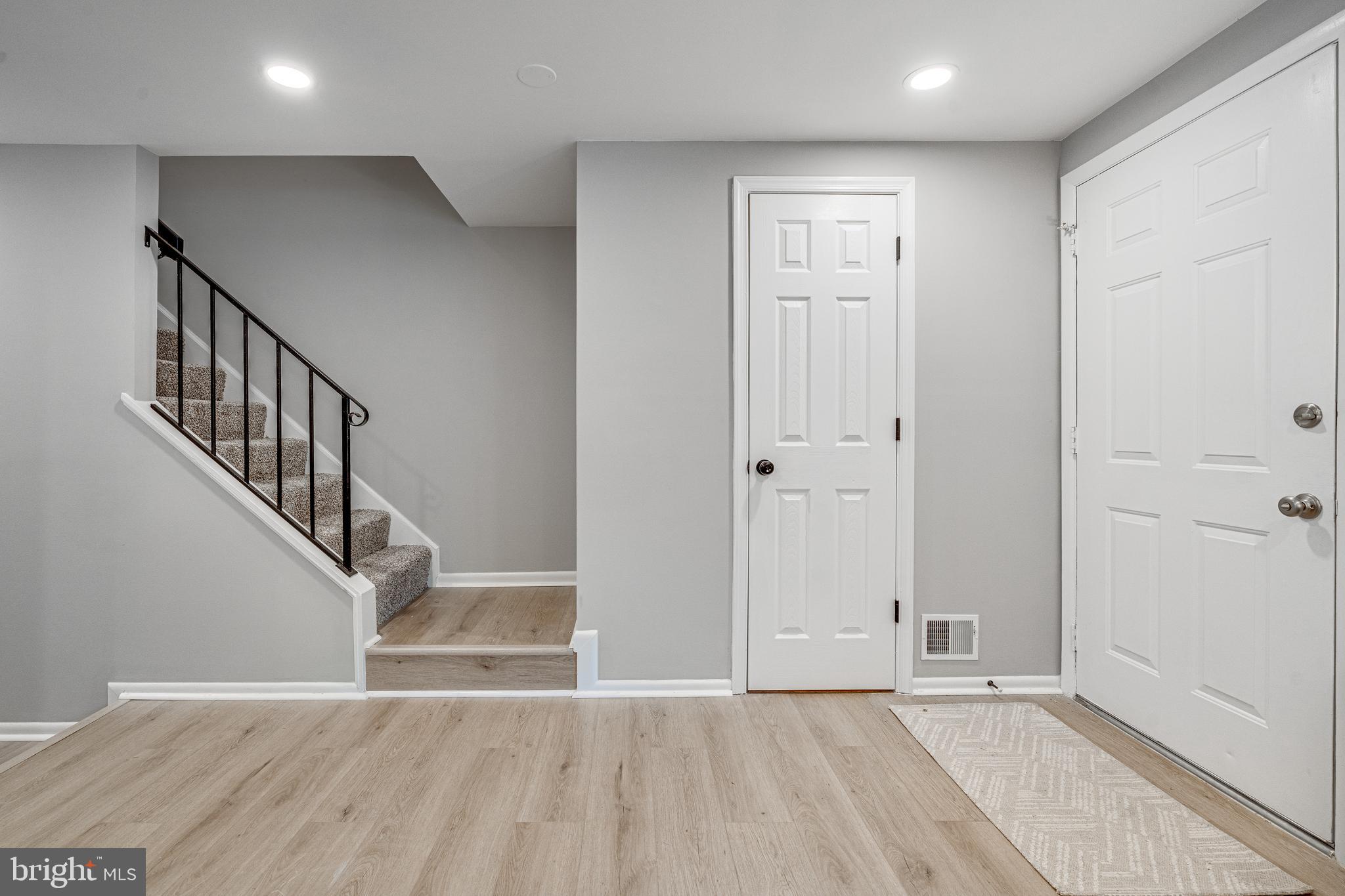 5509 WINFORD COURT