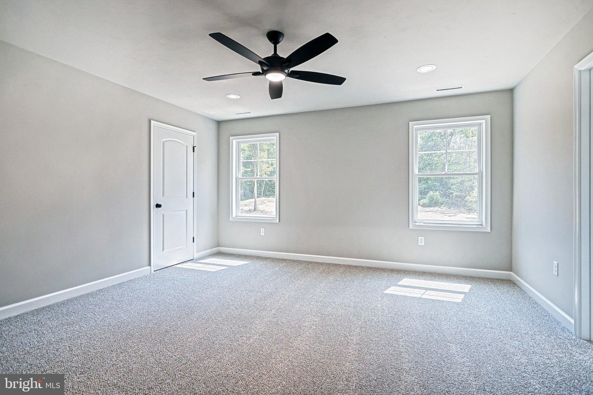 SUMMIT RIDGE - Residential