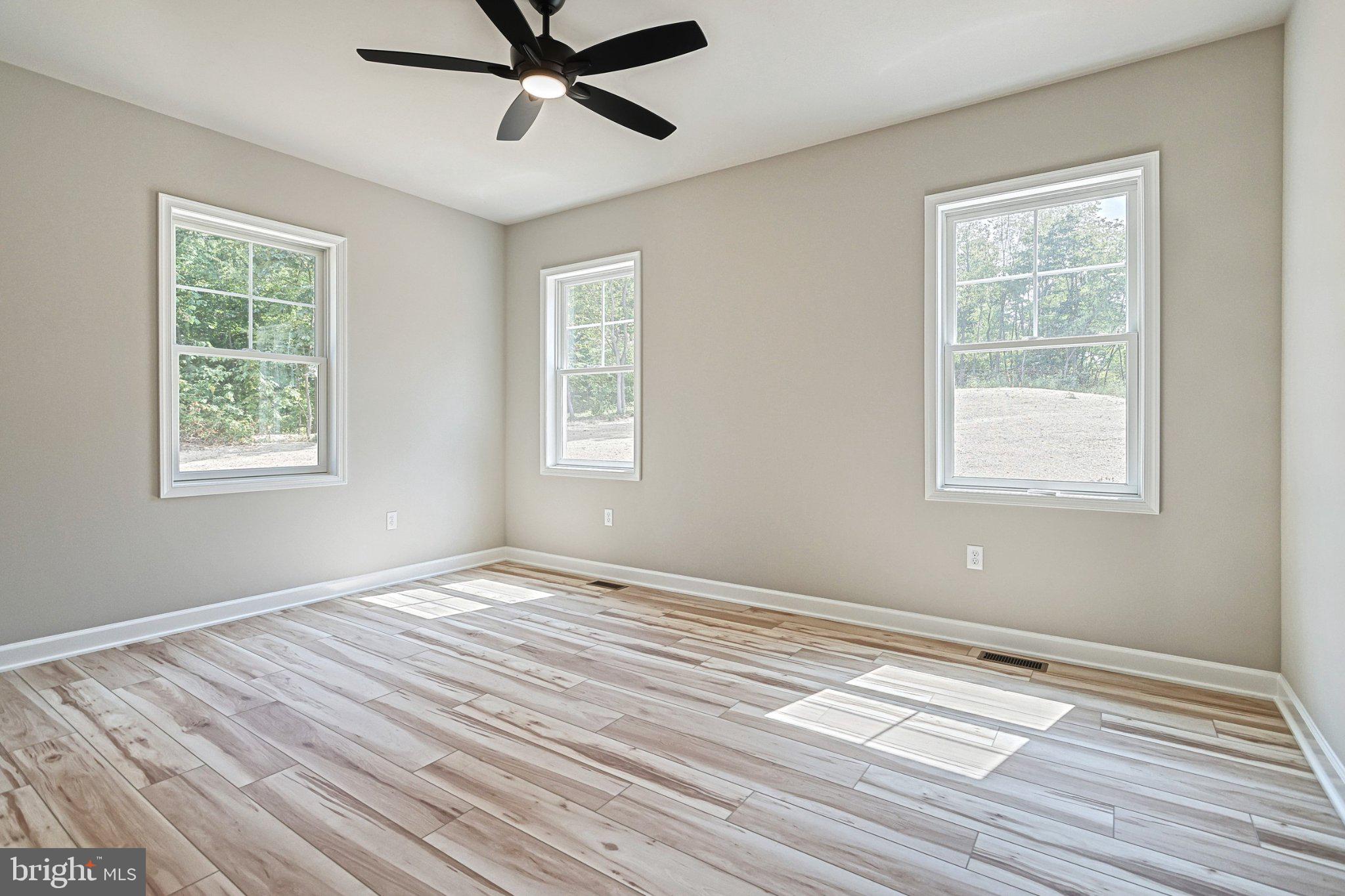 SUMMIT RIDGE - Residential