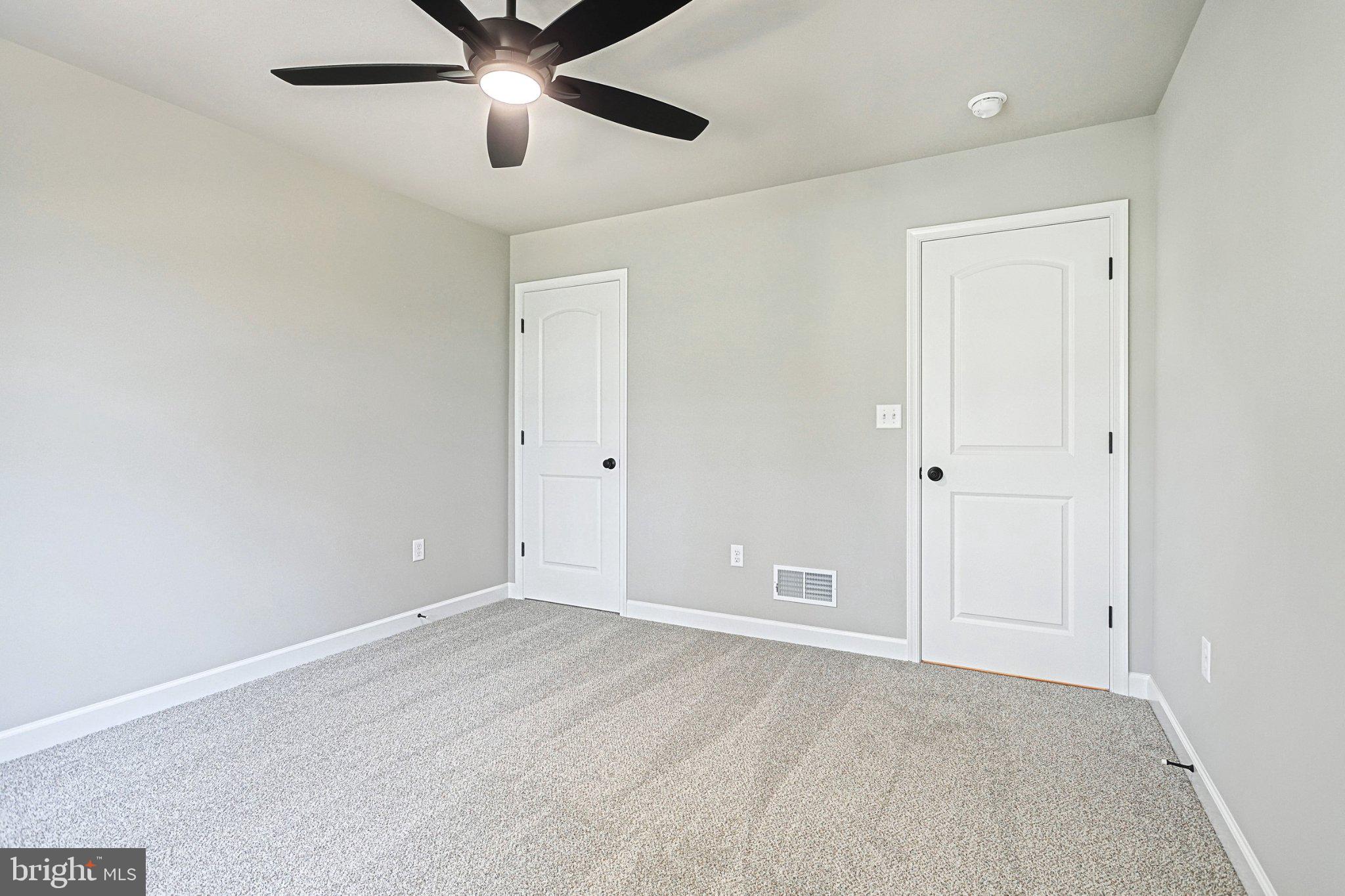 SUMMIT RIDGE - Residential
