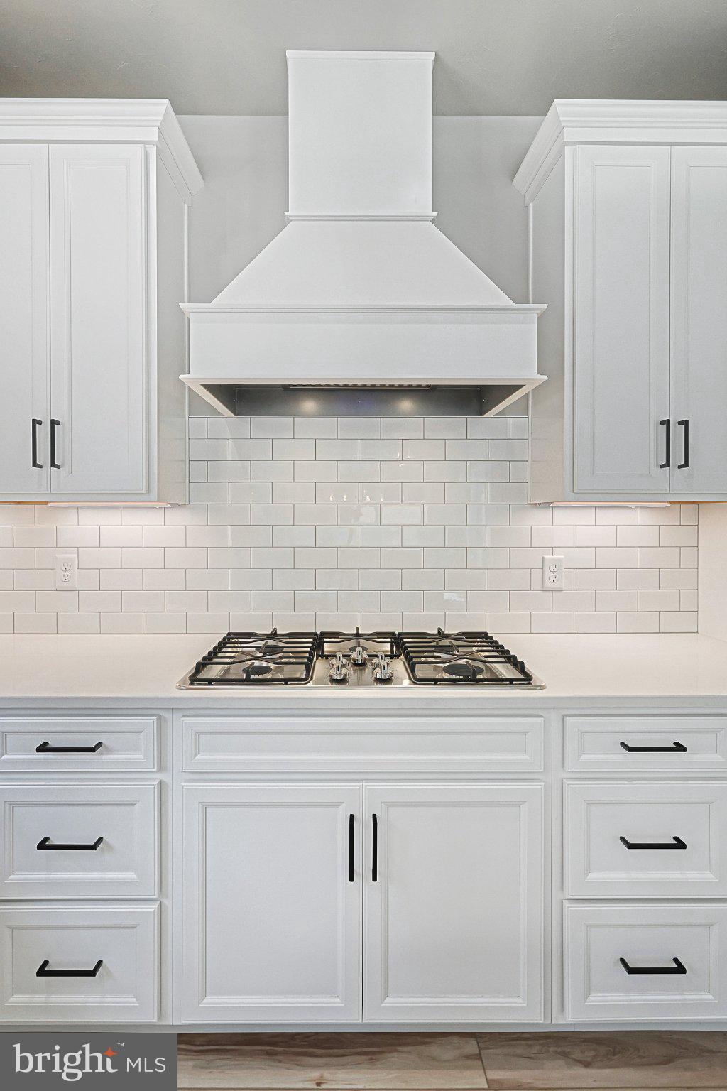 SUMMIT RIDGE - Residential
