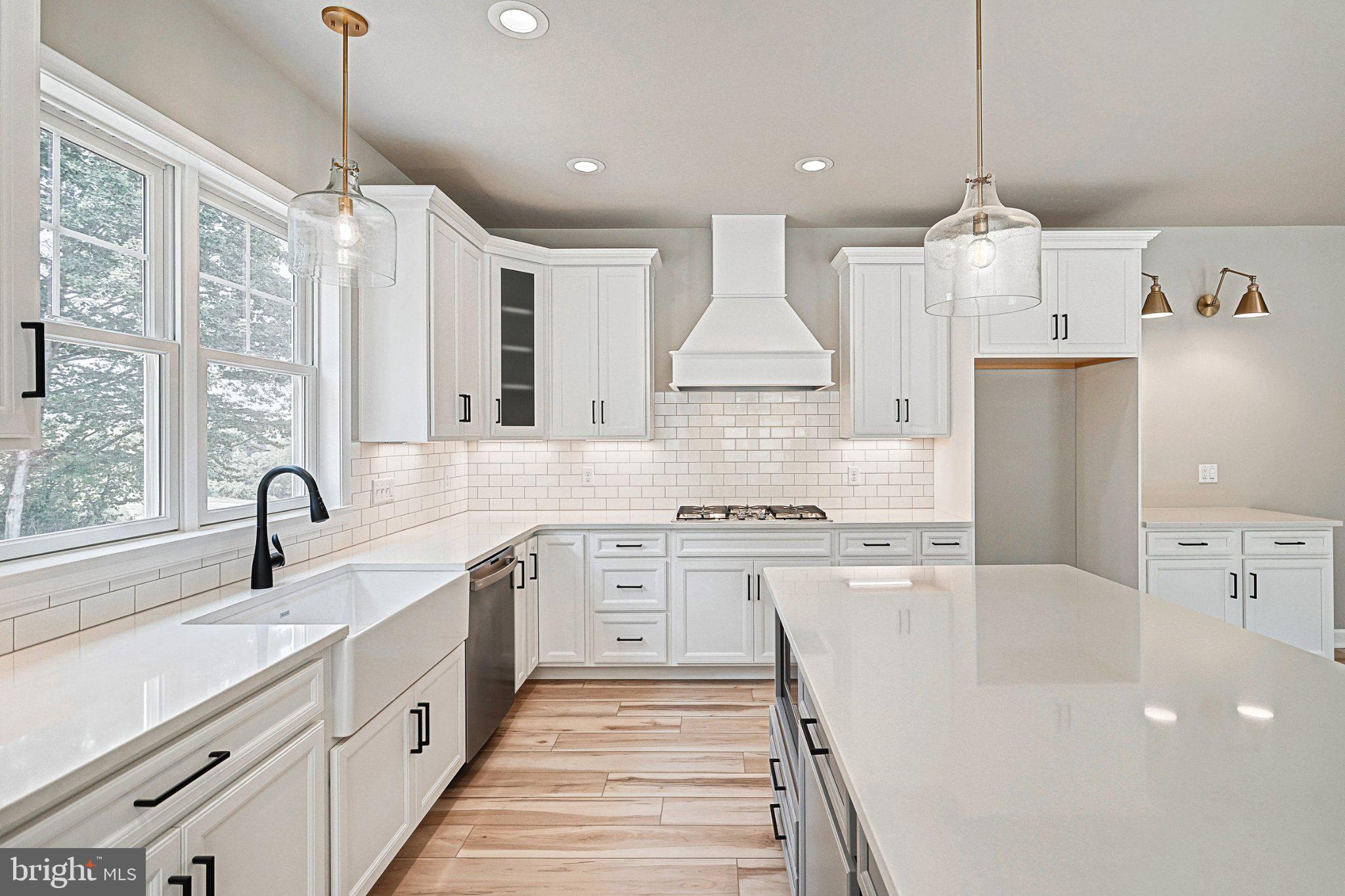 SUMMIT RIDGE - Residential