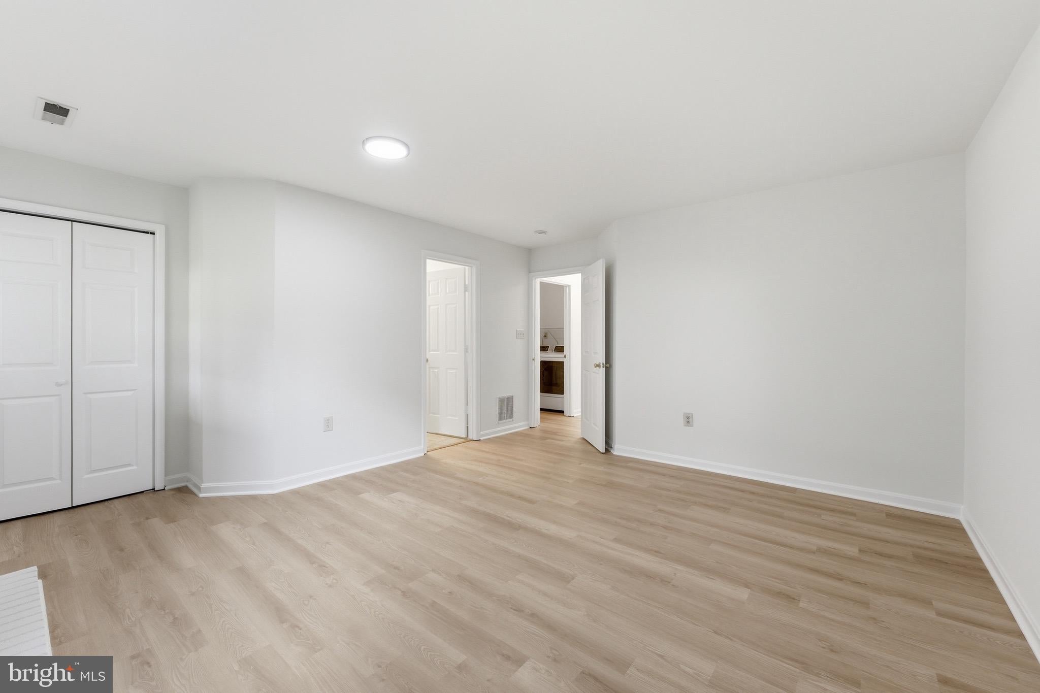 14214 ASHER VIEW