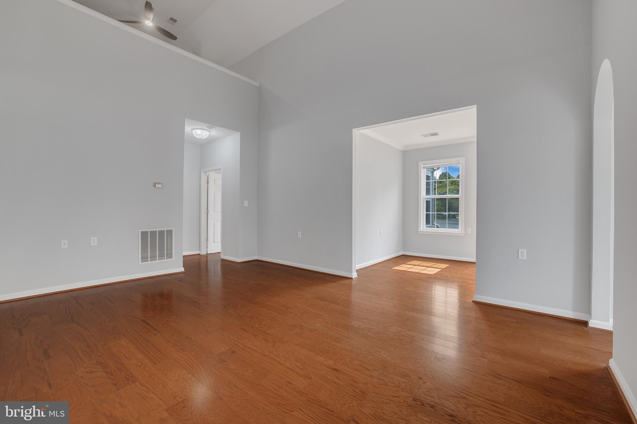 CAMERON GROVE - Residential