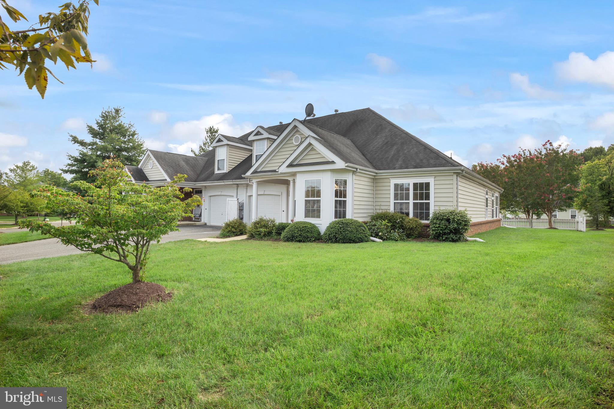 CAMERON GROVE - Residential