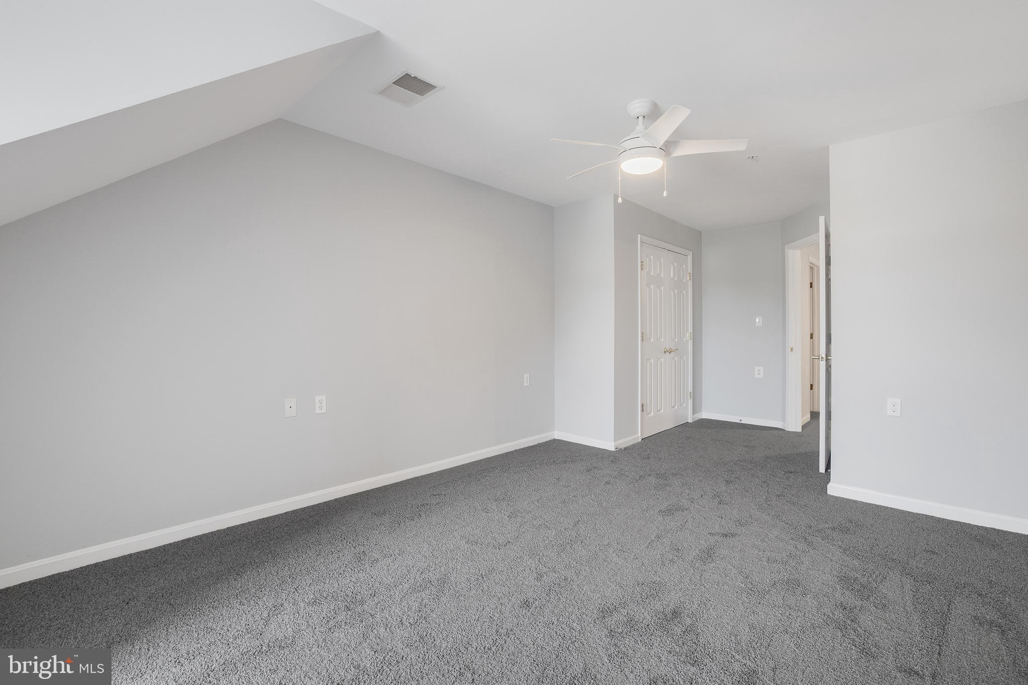 CAMERON GROVE - Residential