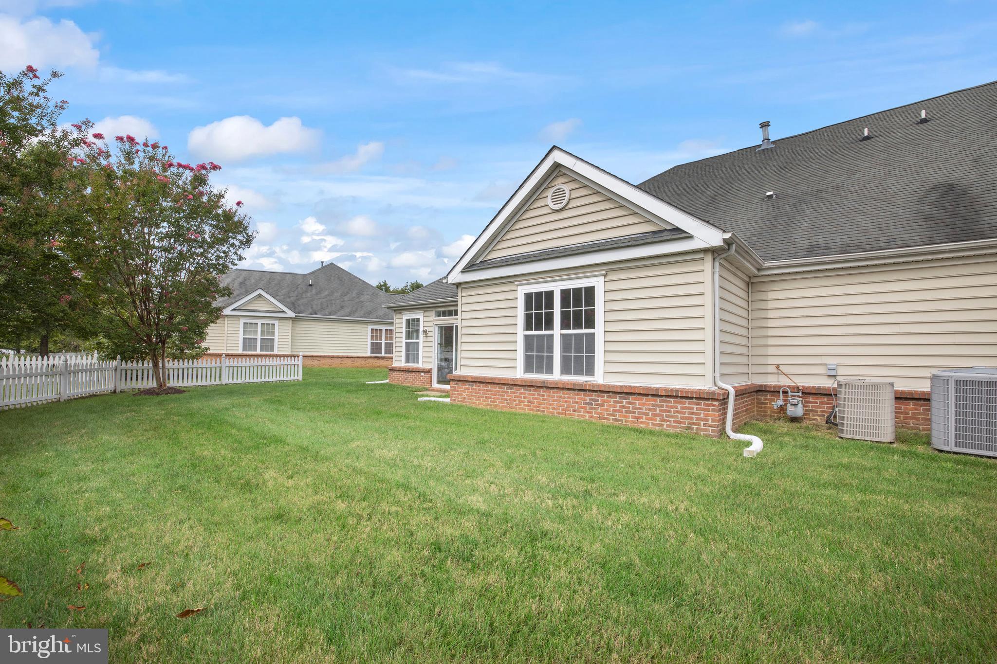 CAMERON GROVE - Residential