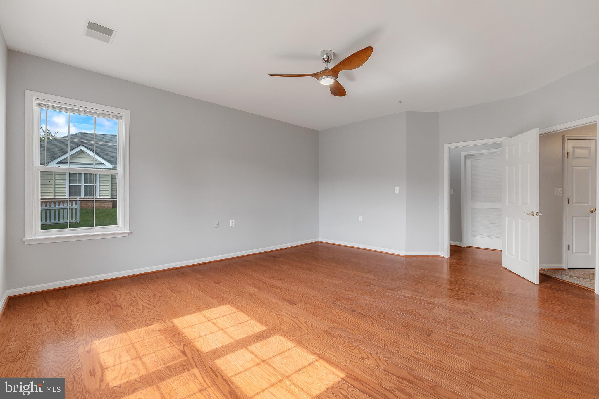 CAMERON GROVE - Residential