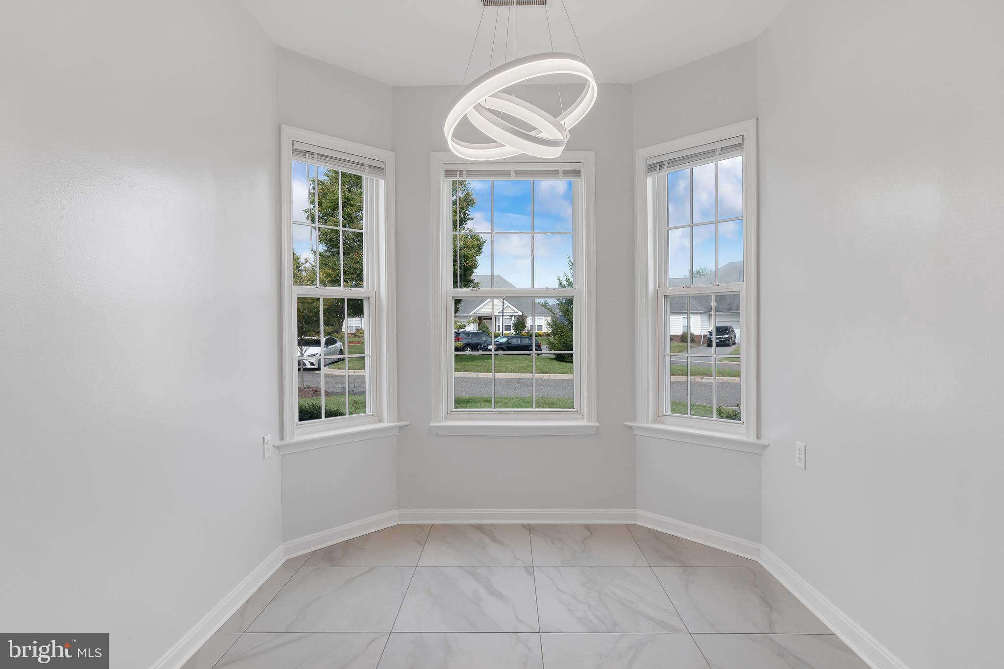 CAMERON GROVE - Residential