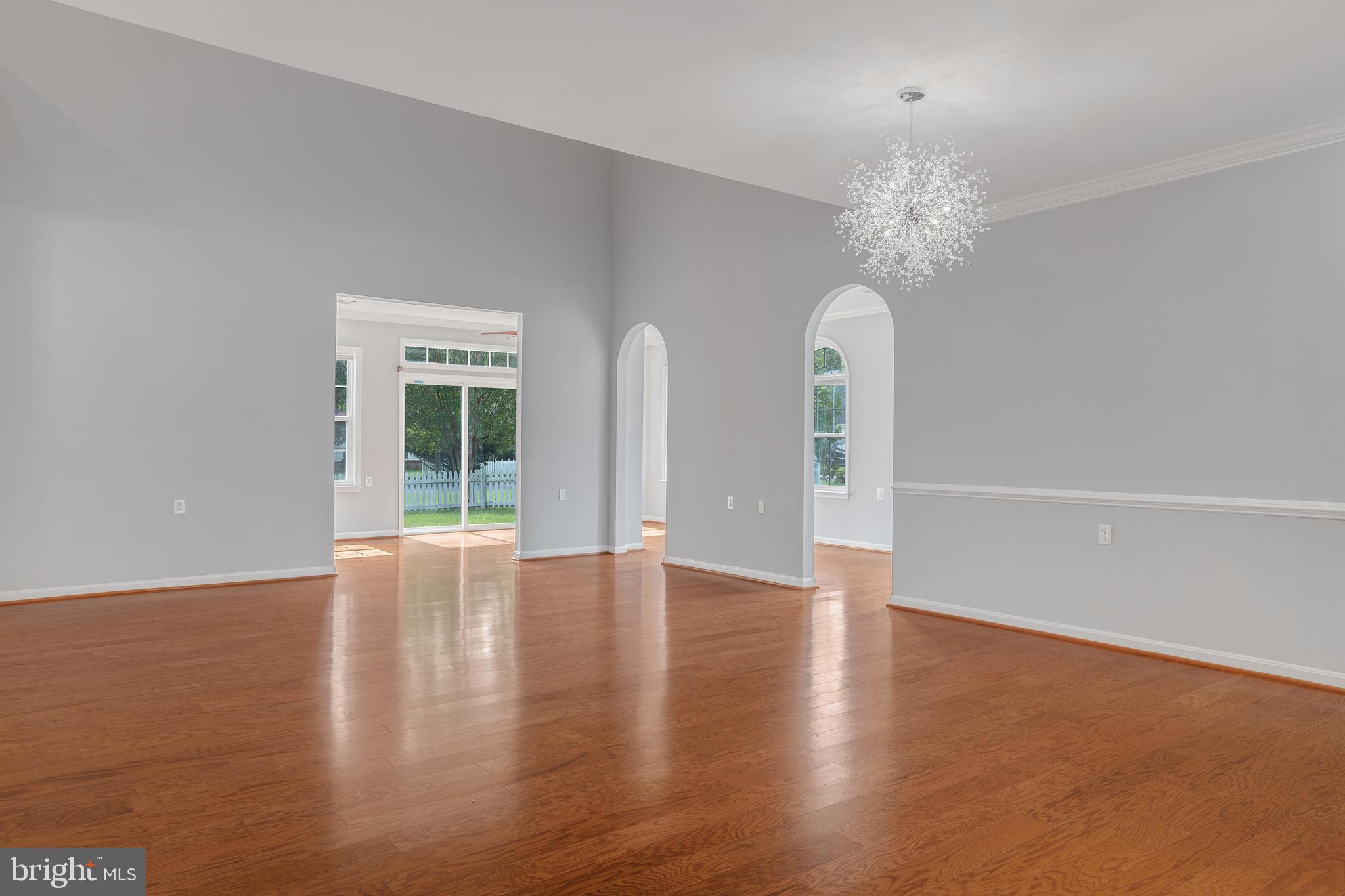 CAMERON GROVE - Residential