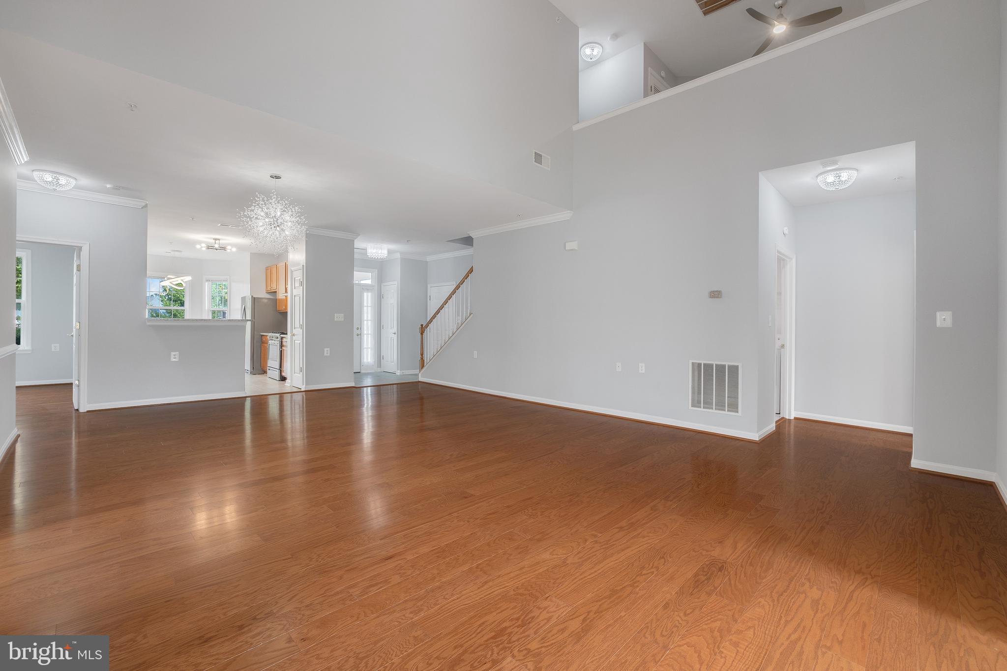 CAMERON GROVE - Residential