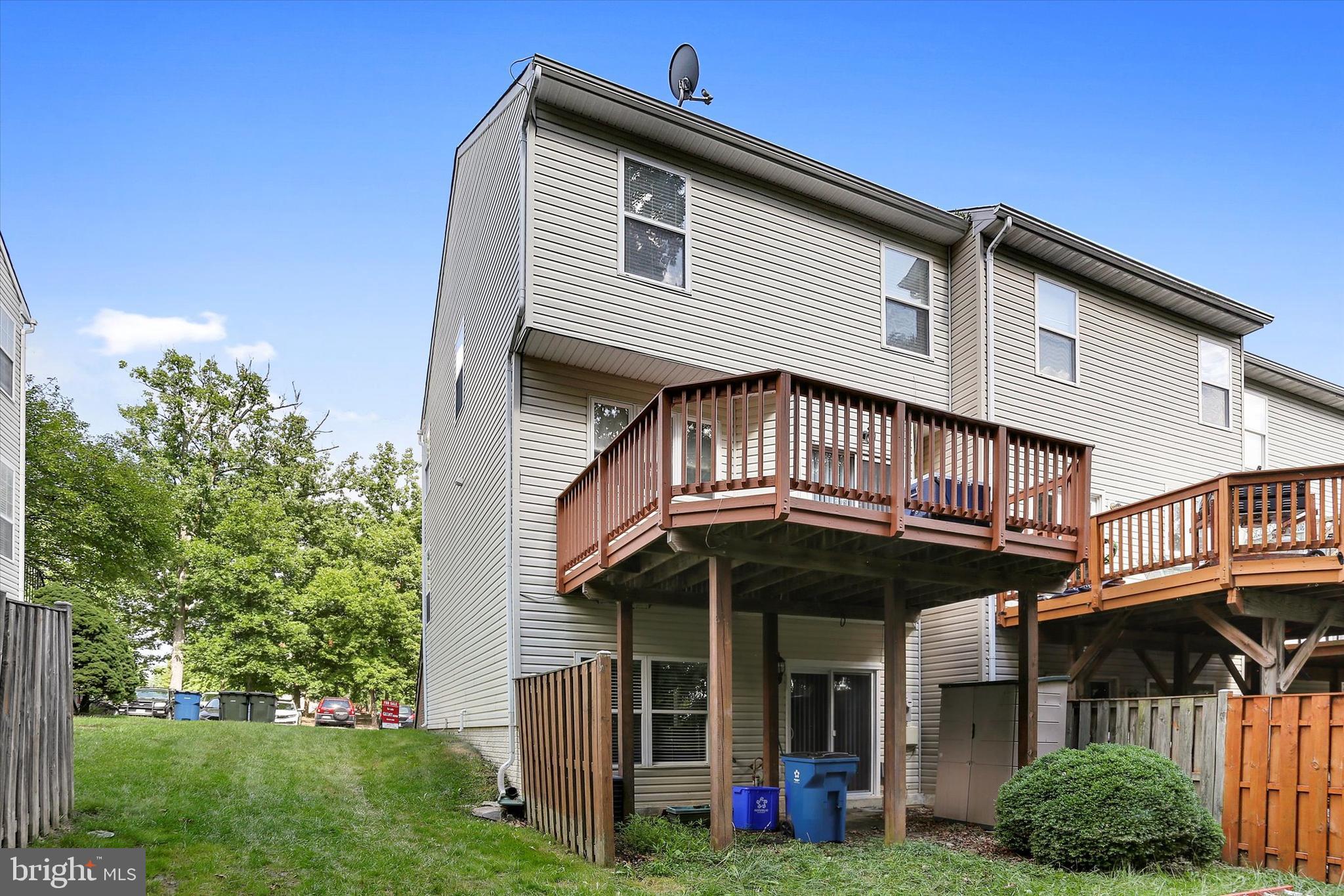 LEE OVERLOOK - Residential Lease