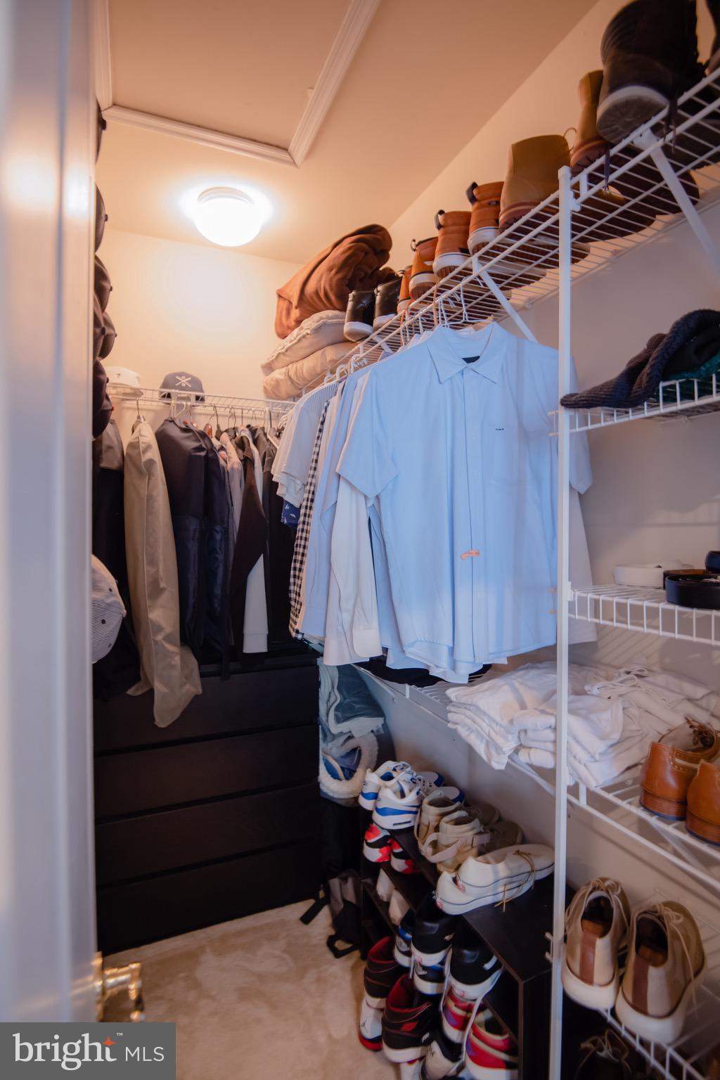 ALCOVA HEIGHTS - Residential Lease