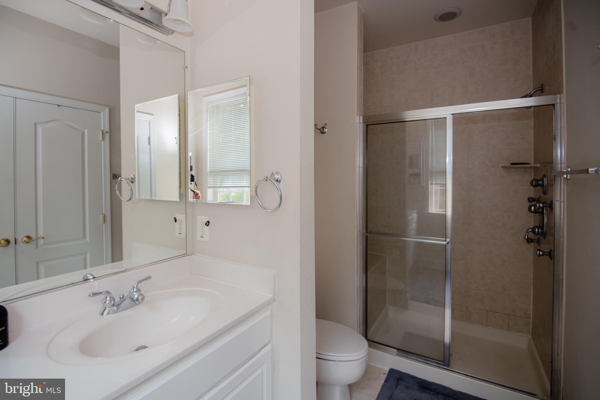 ALCOVA HEIGHTS - Residential Lease