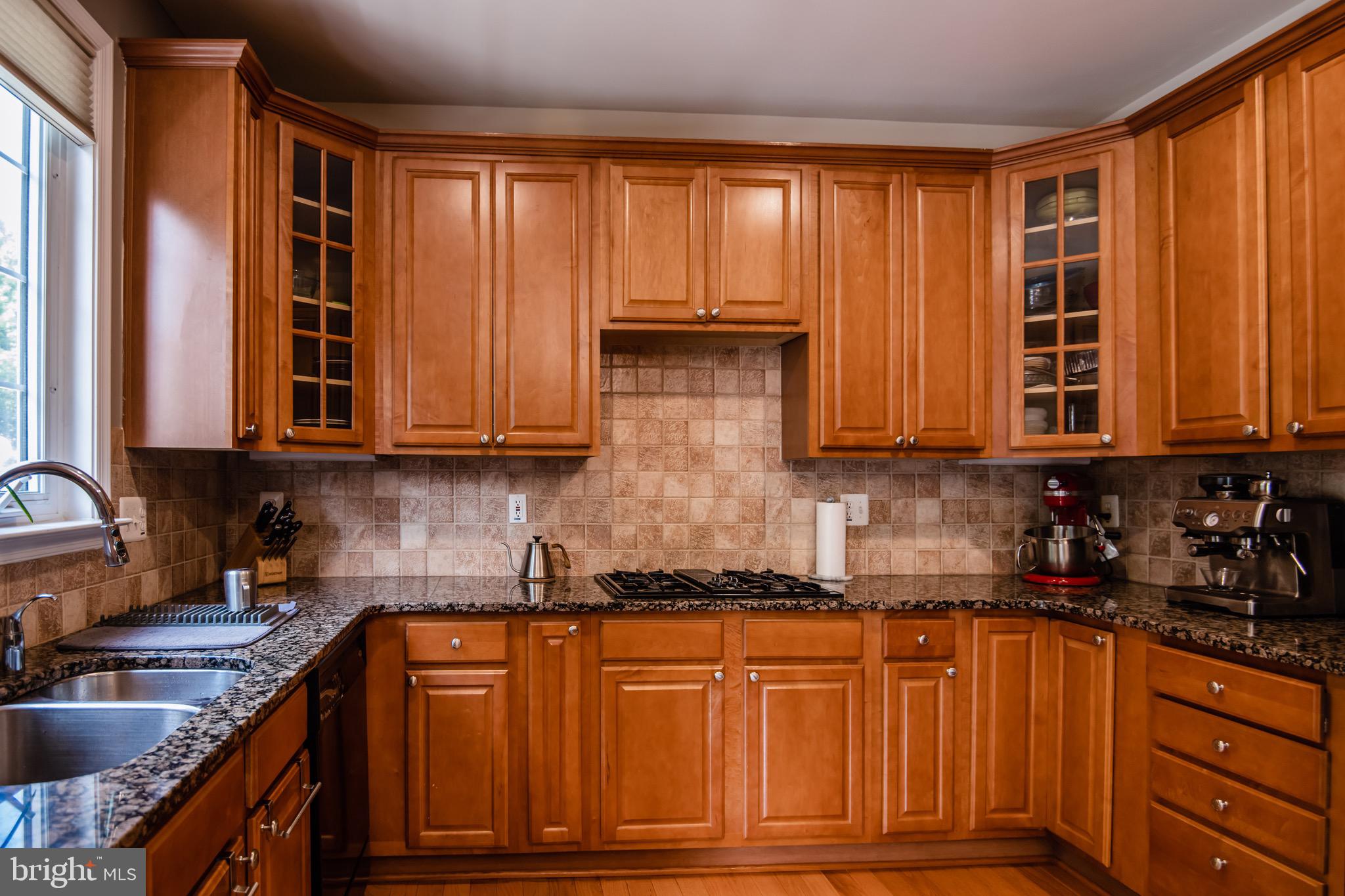 ALCOVA HEIGHTS - Residential Lease