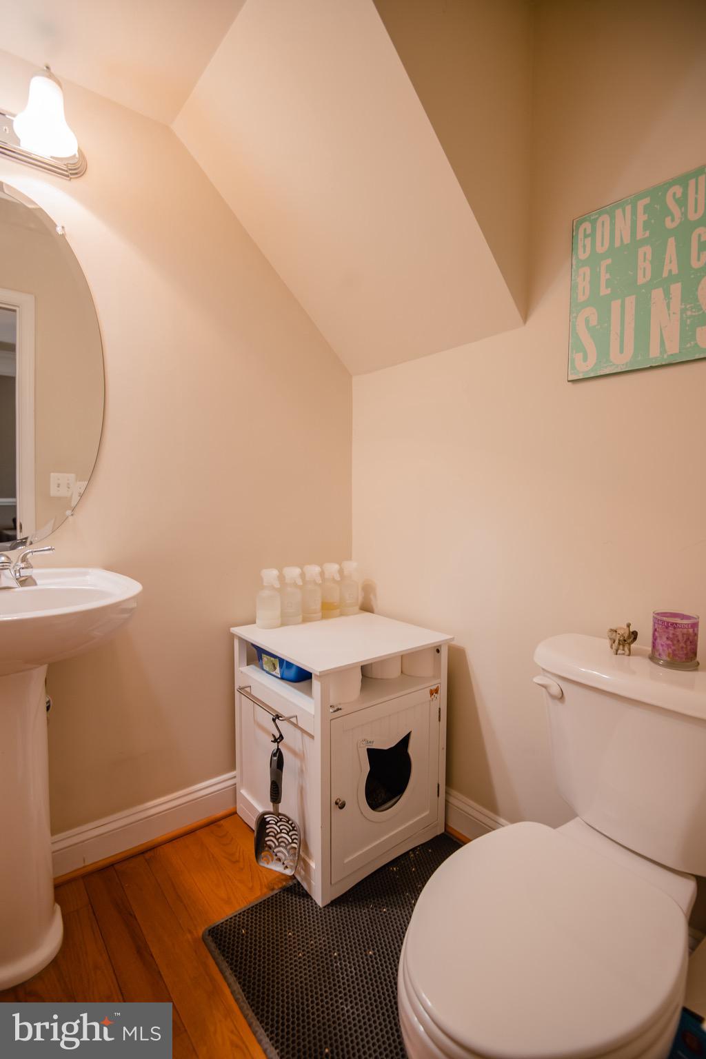 ALCOVA HEIGHTS - Residential Lease