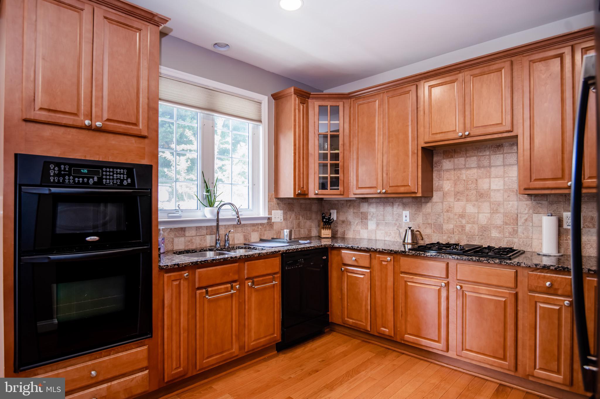 ALCOVA HEIGHTS - Residential Lease