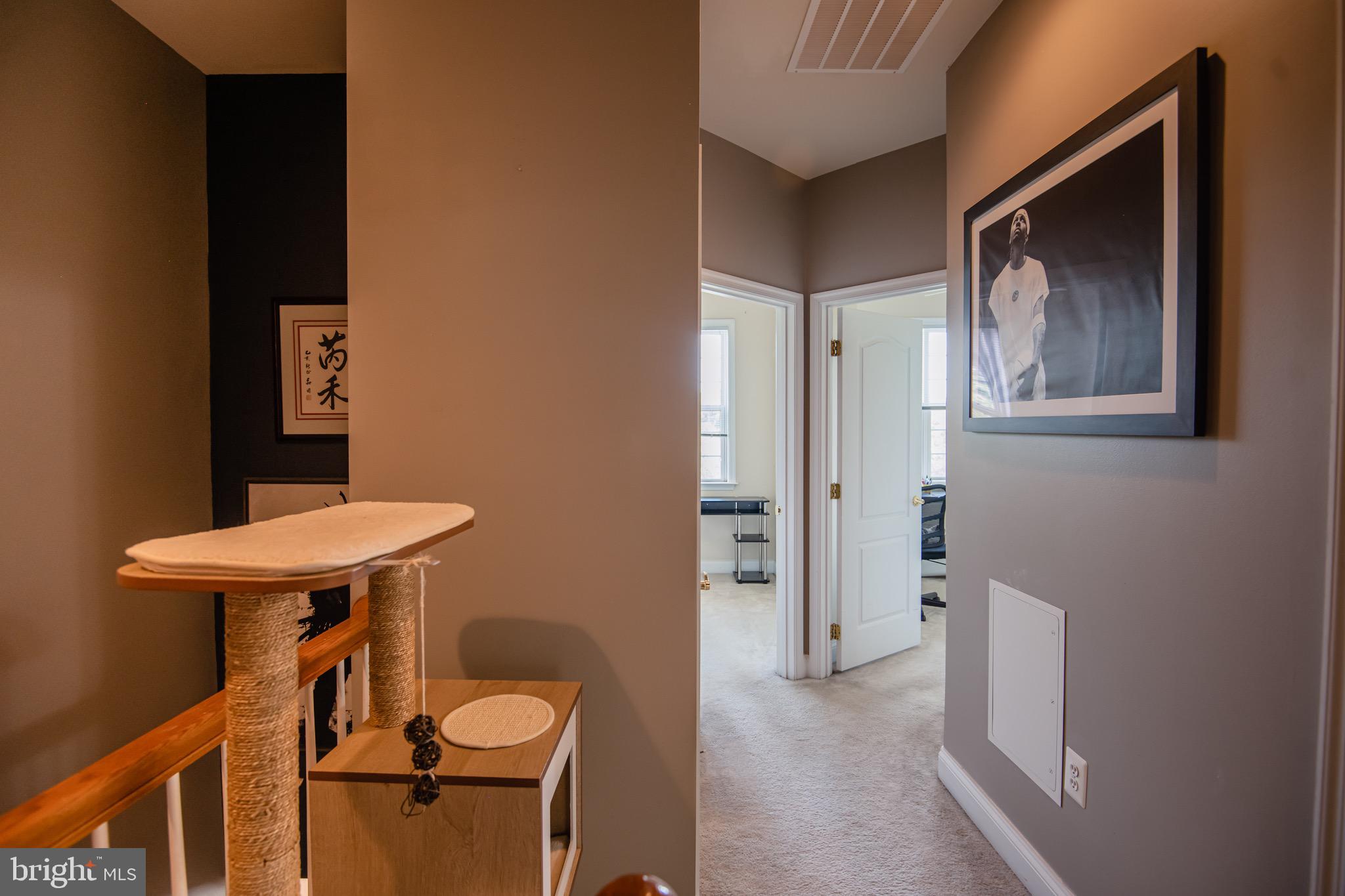 ALCOVA HEIGHTS - Residential Lease